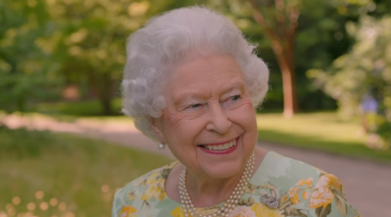 Antiques Roadshow - Queen Elizabeth
