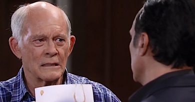 General Hospital - Mike Corbin and Sonny Corinthos - Max Gail and Maurice Benard