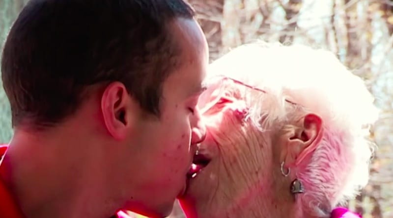 Extreme Love: Kyle - Marge