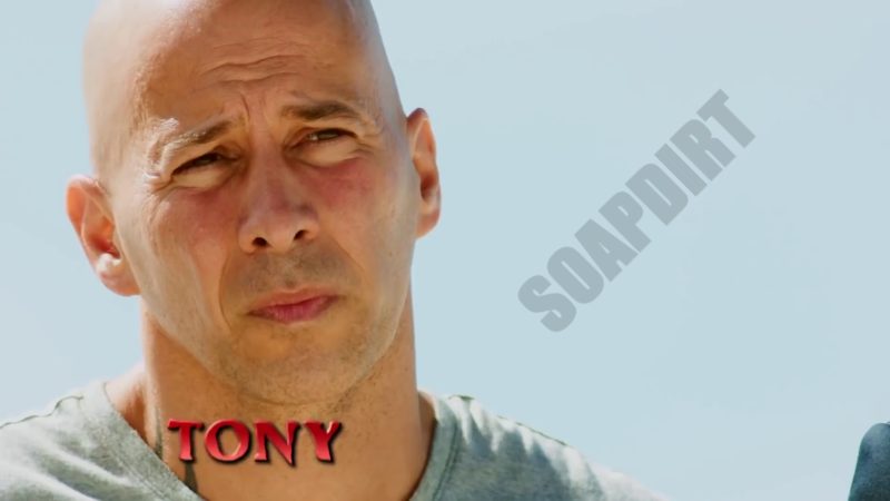 Survivor: Tony Vlachos - Survivor40 - Winners at War