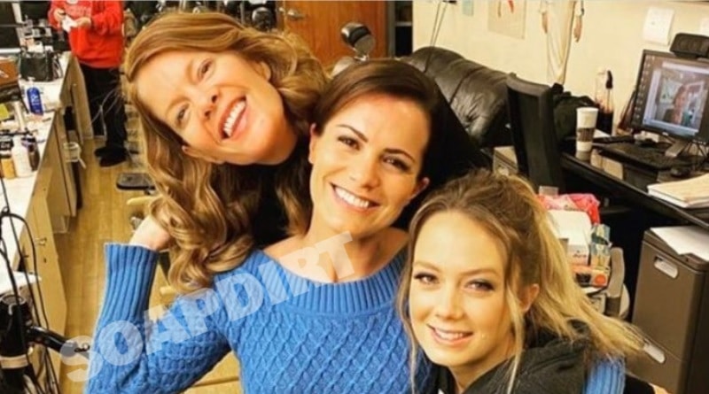 Young and the Restless Spoilers: Phyllis Summers (Michelle Stafford) - Chelsea Newman (Melissa Claire Egan) - Abby Newman (Melissa Ordway)