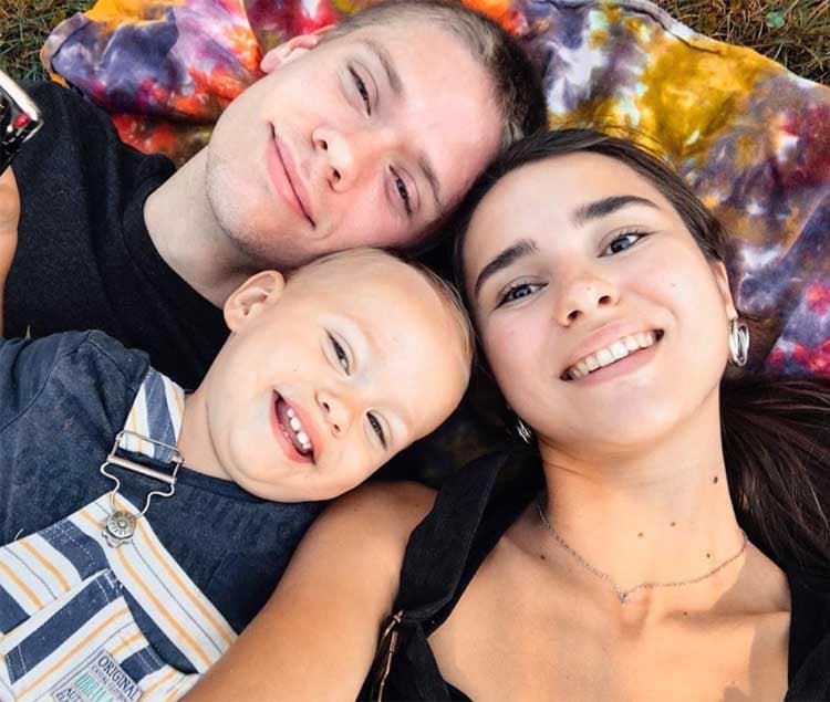 90 Day Fiance: Olga Koshimbetova - Steven Frend - Alex Frend