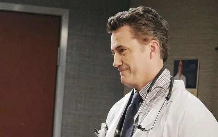 Days of Our Lives Spoilers: Doctor Snyder (Michael Lowry)