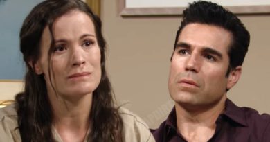 Young and the Restless Spoilers: Rey Rosales (Jordi Vilasuso) - Chelsea Newman (Melissa Claire Egan)