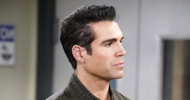Young and the Restless: Rey Rosales (Jordi Vilasuso)