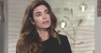Young and the Restless: Victoria Newman (Amelia Heinle)