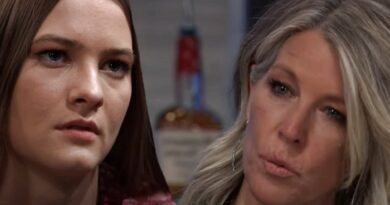 General Hospital: Carly Corinthos (Laura Wright) - Esme Prince (Avery Kristen Pohl)