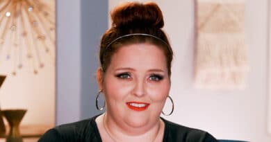 My Big Fat Fabulous Life: Ashley Baynes