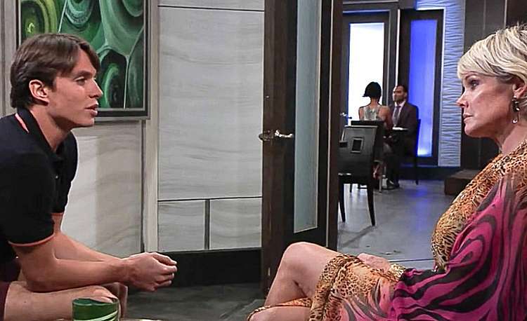 General Hospital: Spencer Cassadine (Nicholas Chavez) - Ava Jerome (Maura West)