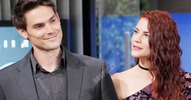 Young and the Restless: Sally Spectra (Courtney Hope) - Adam Newman (Mark Grossman)