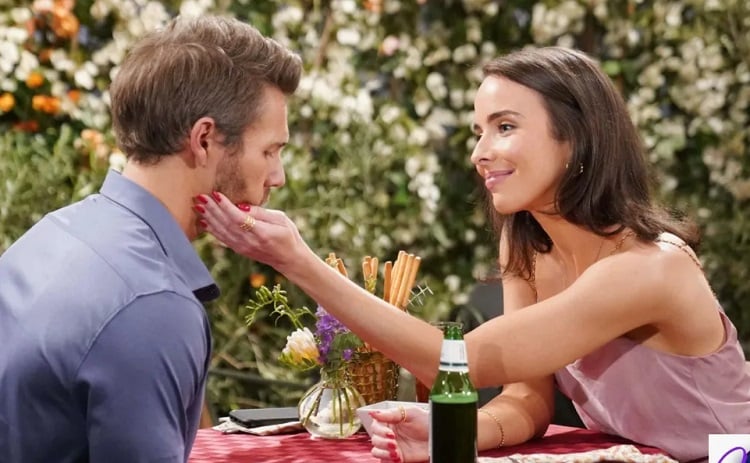 Bold and the Beautiful: Ivy Forrester (Ashleigh Brewer) - Liam Spencer (Scott Clifton)