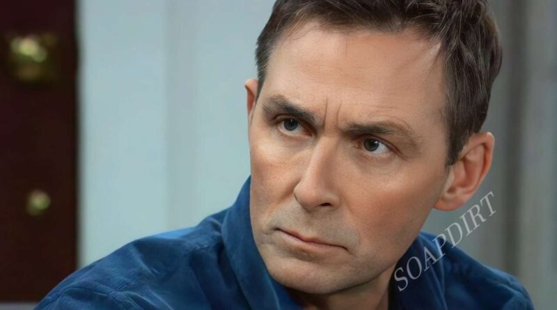 General Hospital Comings and Goings: Valentin Cassadine (James Patrick Stuart)