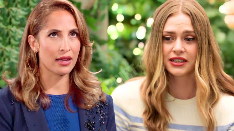  Lily Winters (Christel Khalil) - Claire Newman (Hayley Erin)