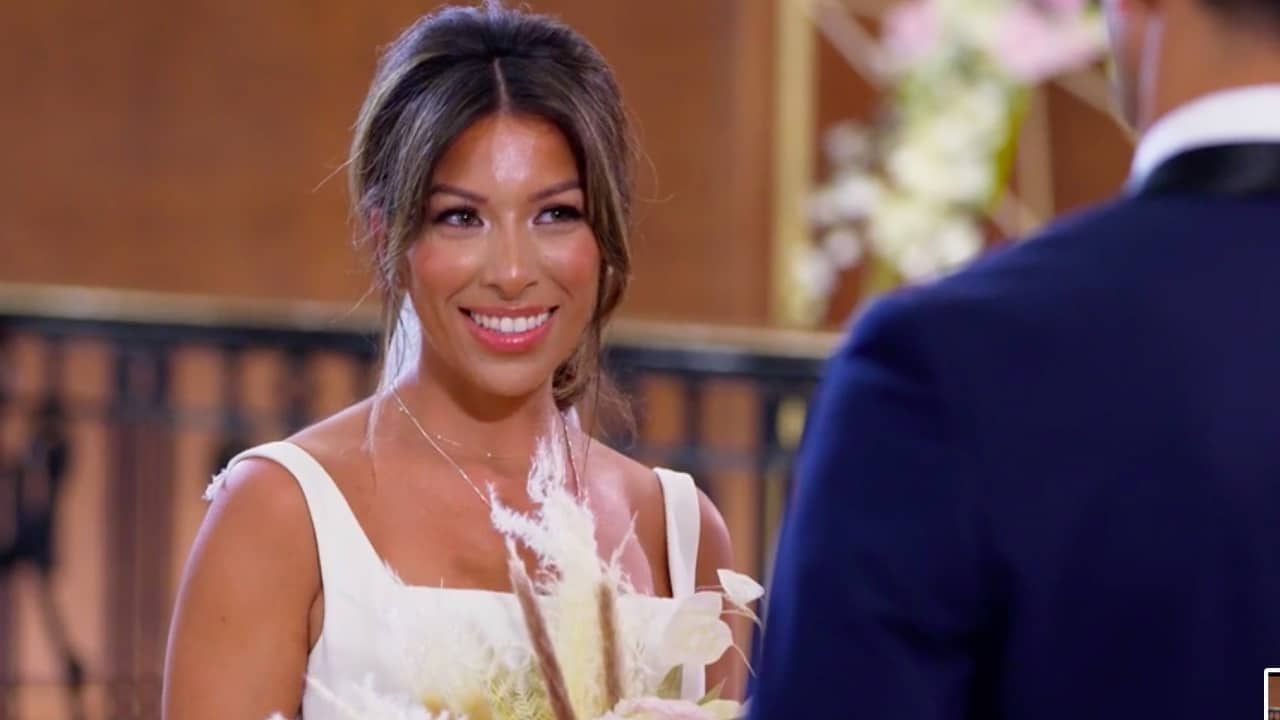 Married At First Sight: Karla Blindsides Juan at the Altar – Recap [S18E02]