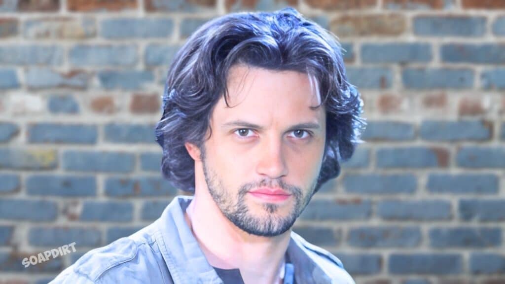 Ethan Lovett (Nathan Dean Parsons)
