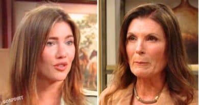 The Bold and the Beautiful: Steffy Forrester (Jacqueline MacInnes Wood) - Sheila Carter (Kimberlin Brown)