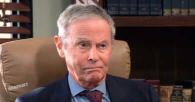 General Hospital: Robert Scorpio (Tristan Rogers)